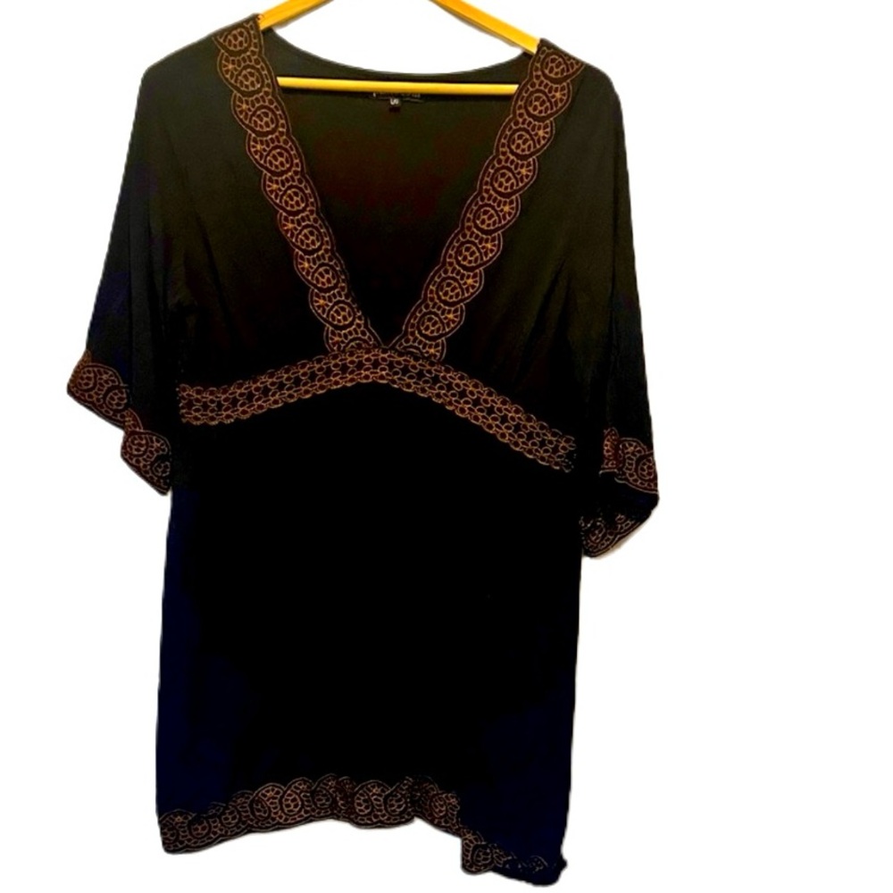 Baby doll top L
Dress or top